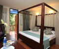 Room - Suria Hill Country House