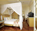 Room-Interior- Colmar Tropicale Resort Bukit Tinggi