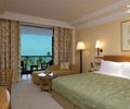 Deluxe Seafacing - Shangri-la Golden Sands Resort