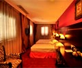 Room - Santa Grand Bugis