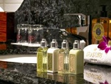 Seasons Hotel Royal Bathroom Amenities