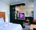 Room - Flipper Lodge Hotel