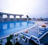Baiyoke Sky Hotel Swimming Pool