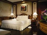 Bliston Suwan Park View Hotel Room