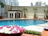 Narai Hotel Swimming Pool