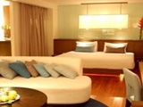 Narai Hotel Room