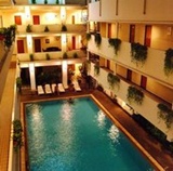 Trang Hotel Swimming Pool