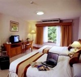 Xen Suite Bangkok Room